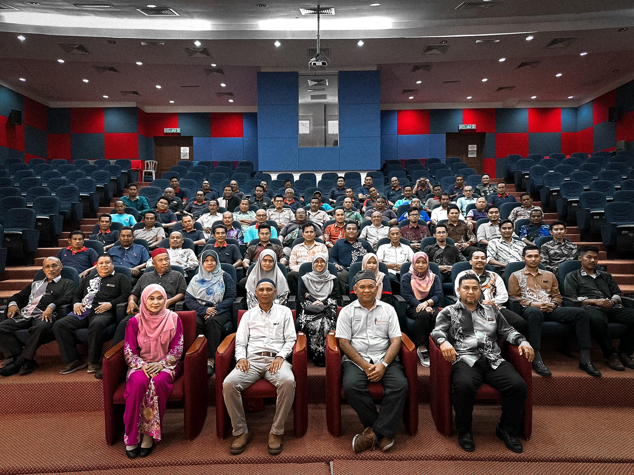 KURSUS INDUKSI KESELAMATAN PEKERJA LAPANGAN KEPADA PEGAWAI DAN KAKITANGAN KETENGAH