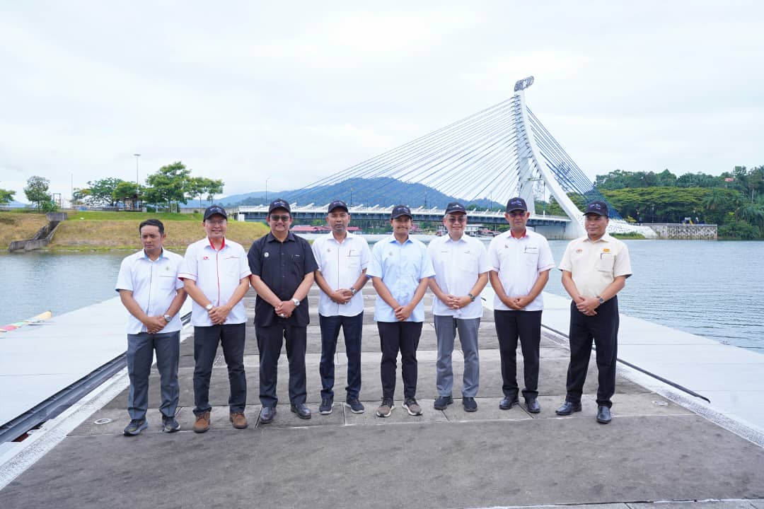 Keberangkatan DYTM Yang Di-Pertuan Muda Terengganu ke Pulau Poh, Tasik Kenyir