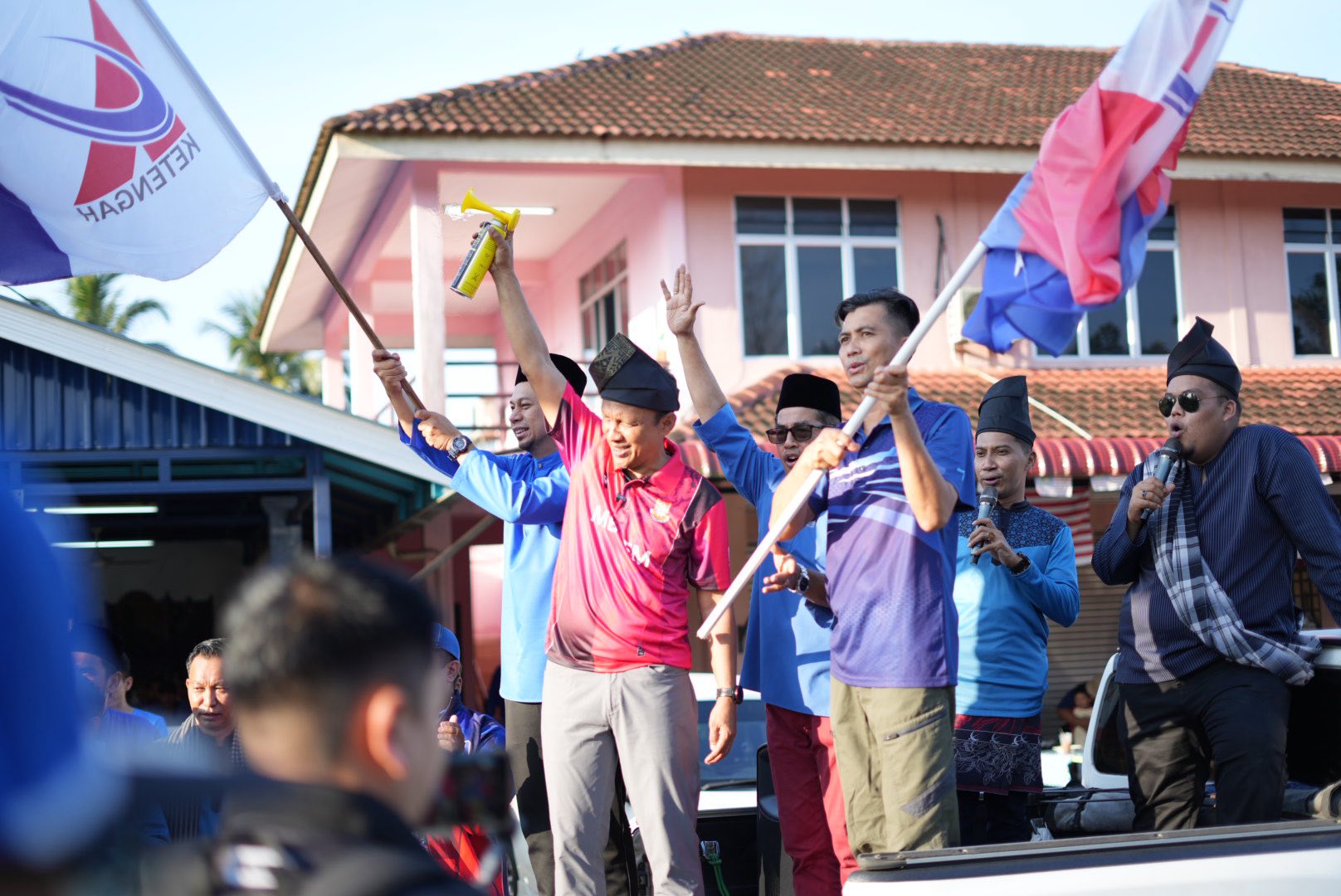 KETENGAH Fun Brisk Walk Semarak Sambutan Ulang Tahun Ke-53 Penubuhan KETENGAH