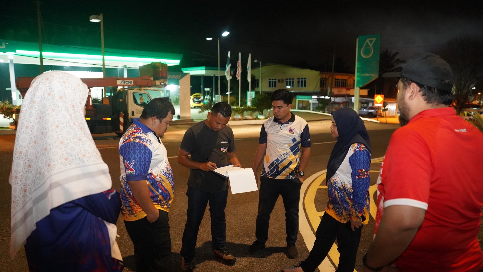 LAWATAN PEMERIKSAAN DAN PRA PENYERAHAN KERJA KONTRAKTOR PROJEK PENCAHAYAAN PINTAR DAN JIMAT TENAGA DAERAH DUNGUN