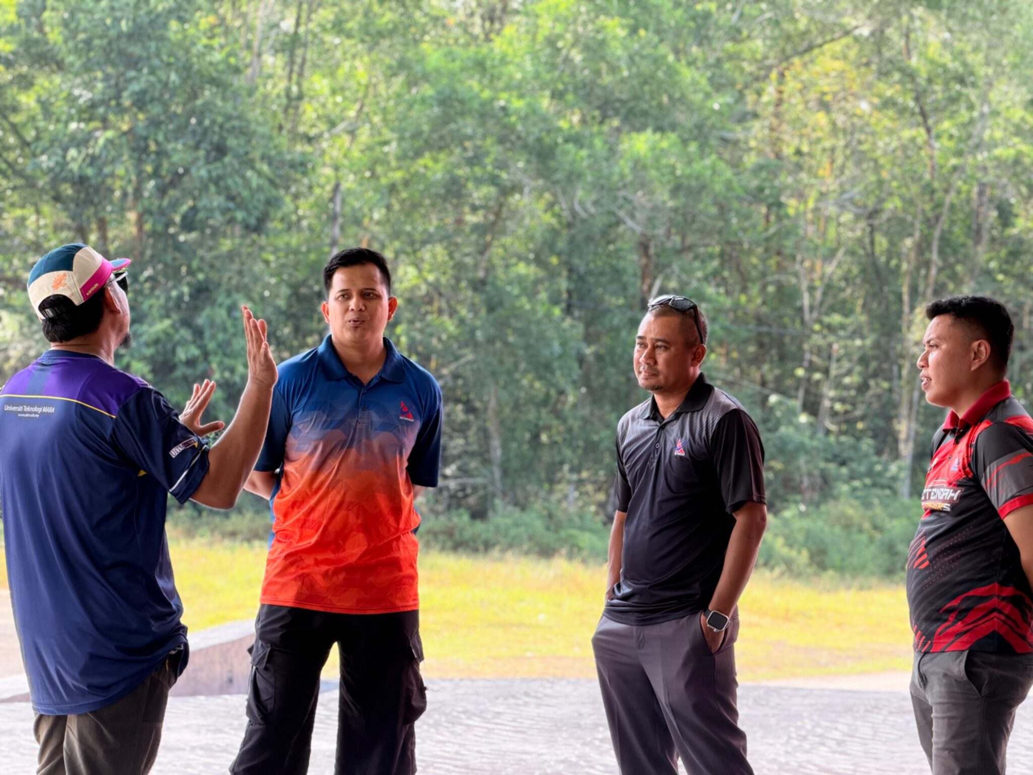 Gotong-Royong-Bukit-Besi-1-2048x1536.jpeg