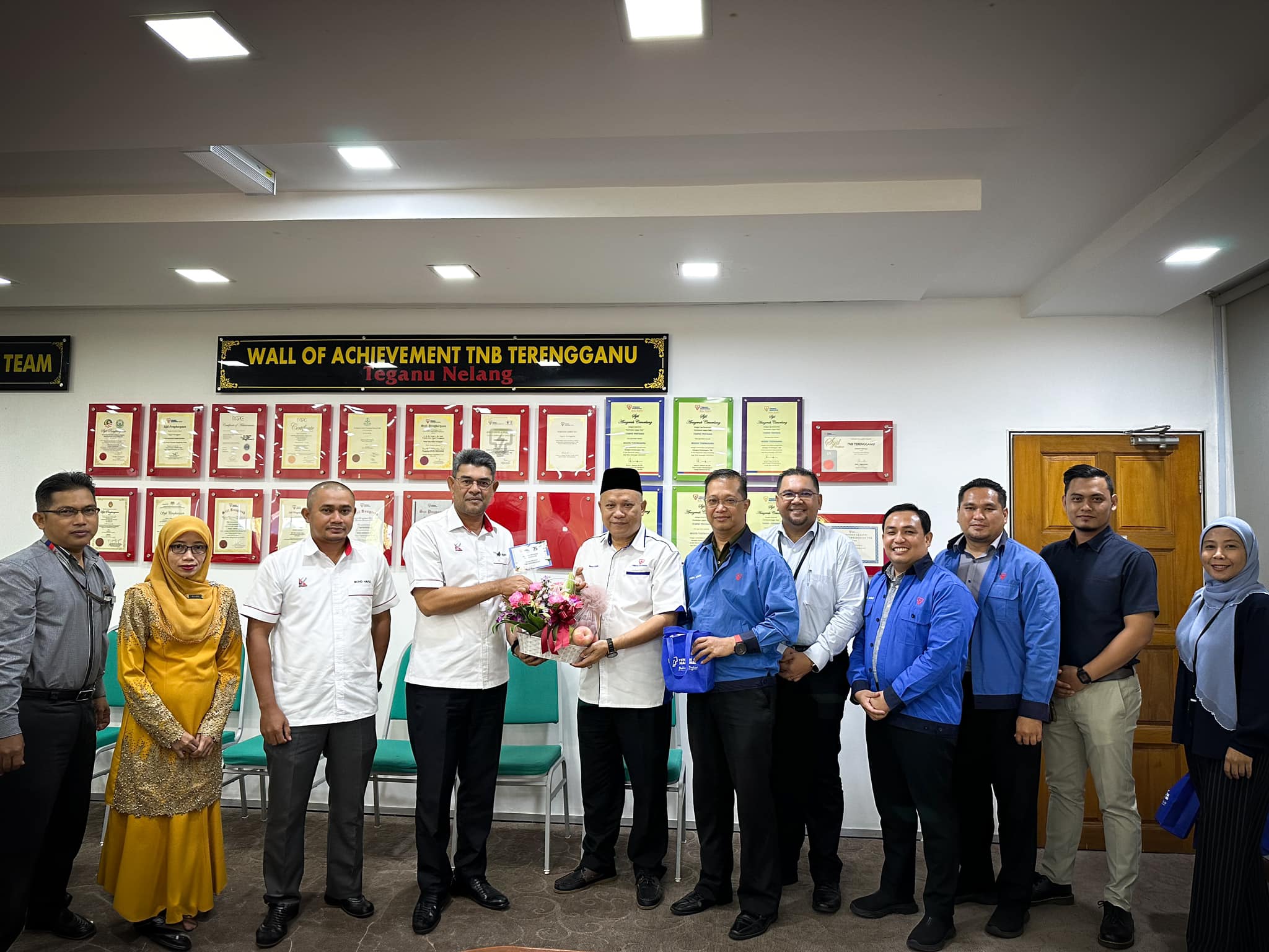 Kunjung hormat KETENGAH ke TNB