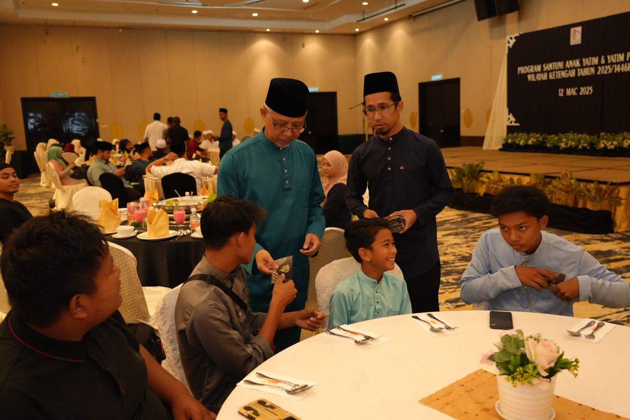 Program Santuni Anak Yatim dan Yatim Piatu Wilayah KETENGAH Tahun 2025/1446H