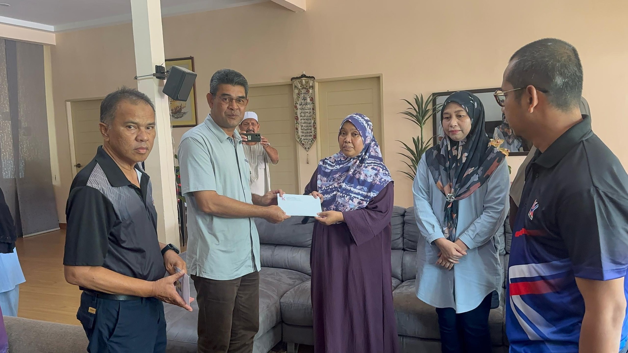 Takziah kepada keluarga Allahyarham Asmawahi Ali