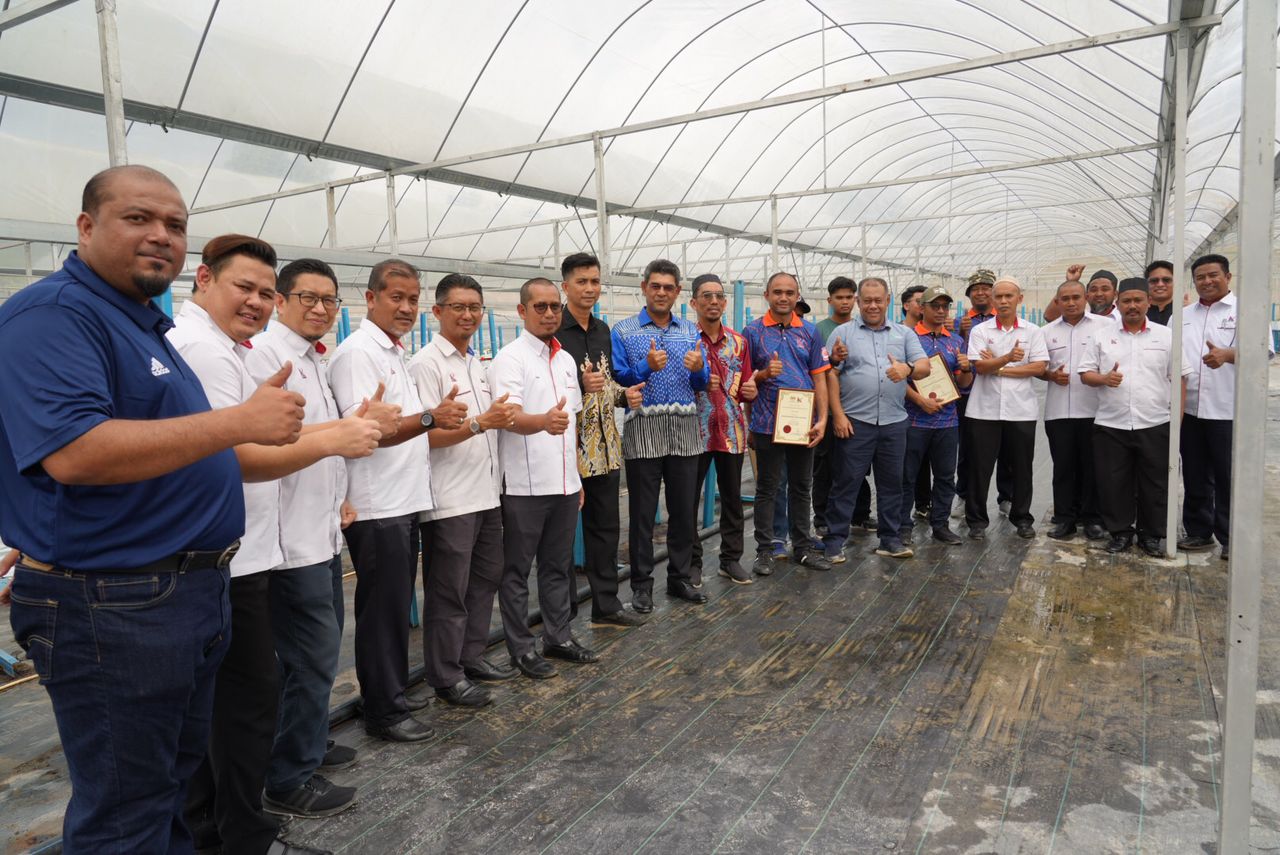 MAJLIS SOLAT HAJAT & GIMIK PENGOPERASIAN PROJEK AGROTEK DESA KETENGAH
