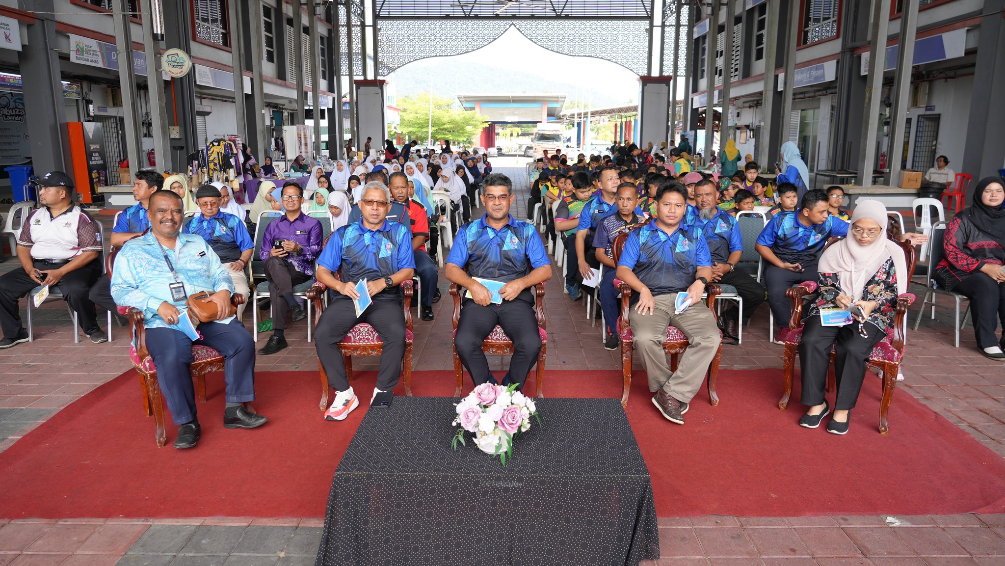 559576675_1252331506924304_1992954568605993569_n