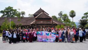 Gotong-Royong-Di-Kenyir3